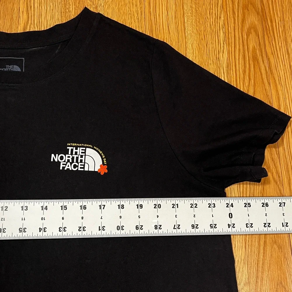 The North Face International Womens Day Floral Graphic T-Shirt Black 2X Outdoor - Picture 4 of 6